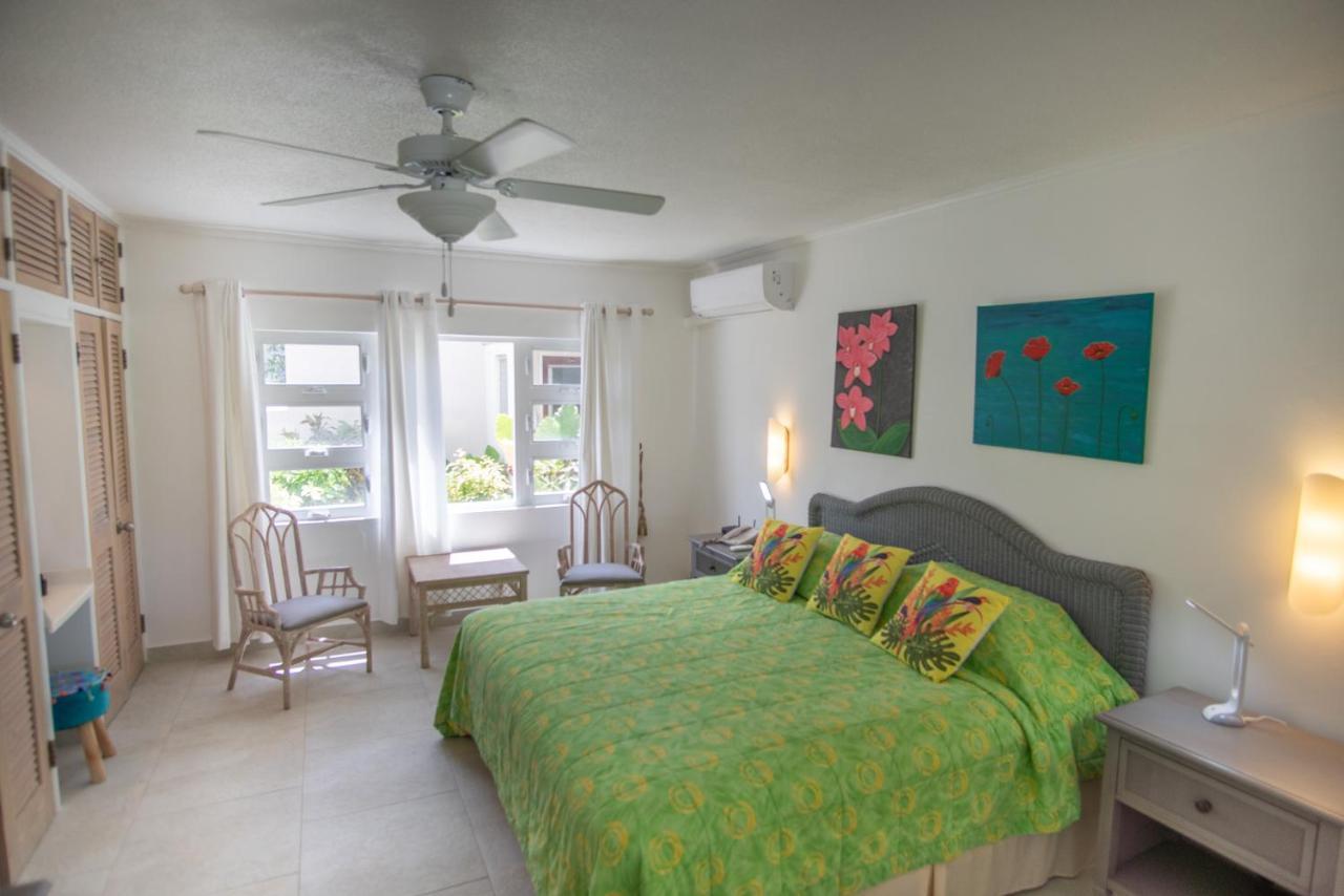 Antigua Village Beach Resort Дикенсон-Бей Экстерьер фото