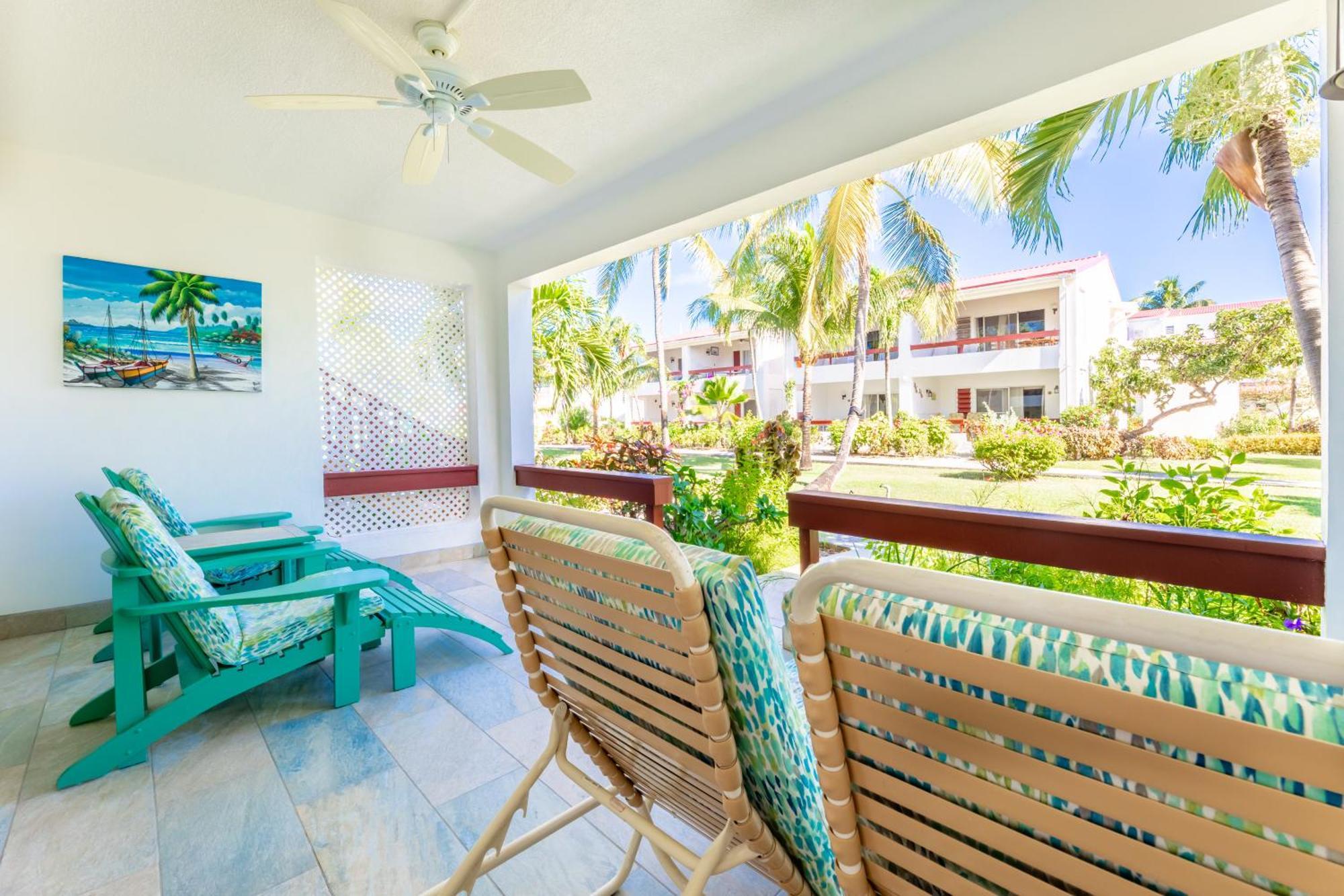 Antigua Village Beach Resort Дикенсон-Бей Экстерьер фото