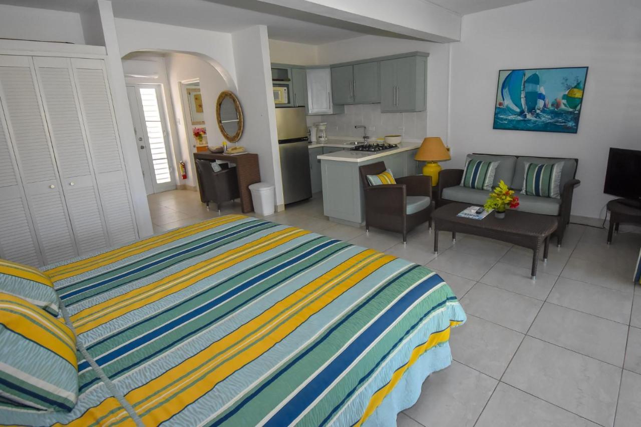 Antigua Village Beach Resort Дикенсон-Бей Экстерьер фото